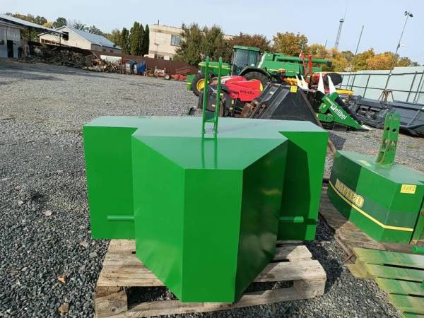 Противовес Tridaagro Dambo 1600 (2023)