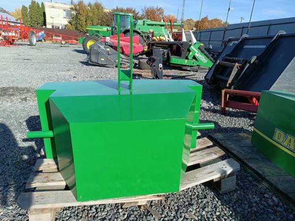 Противовес Tridaagro Dambo 650 (2025)