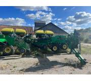 Сеялка точного высева John Deere DB 55