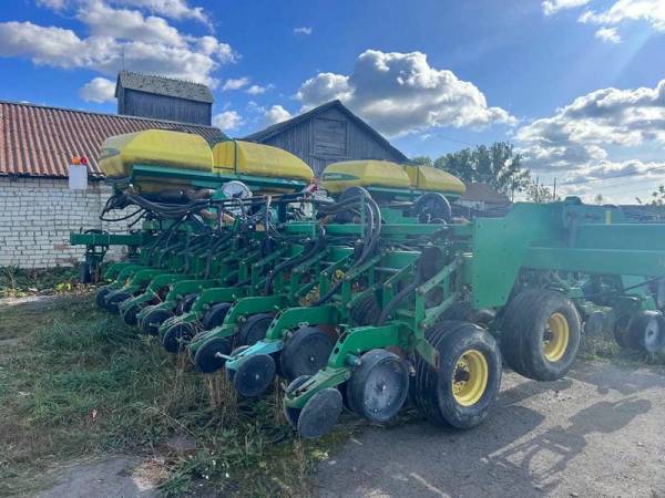 Сеялка точного высева John Deere DB 55 (2015)