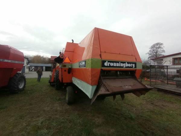 Комбайн Dronningborg D4500  (1986)