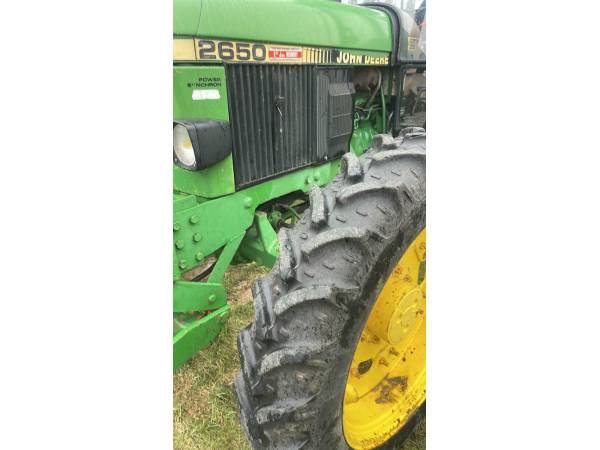 Трактор John Deere 2650 (1992)