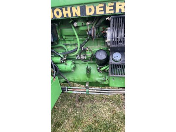 Трактор John Deere 2650 (1992)