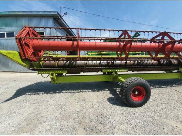 Жатка зернова Claas Avto-Contour C900 (2000)
