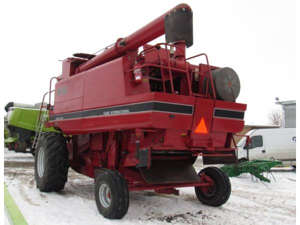 Комбайн Case IH 1680 (1993)