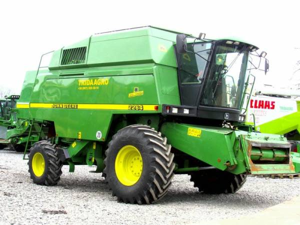 Комбайн John Deere 2264 (2000)