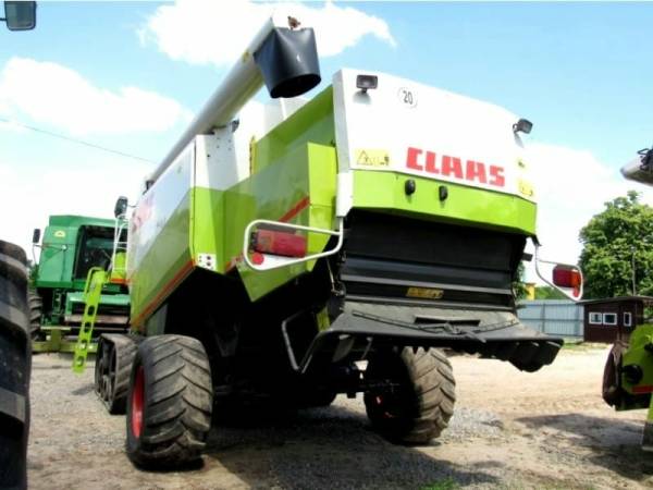 Комбайн Claas Lexion 460 TT (2000)