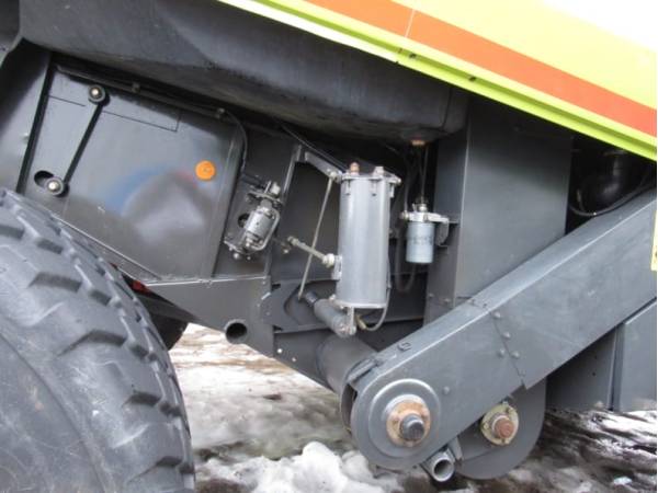 Комбайн Claas Lexion 480 (2001)