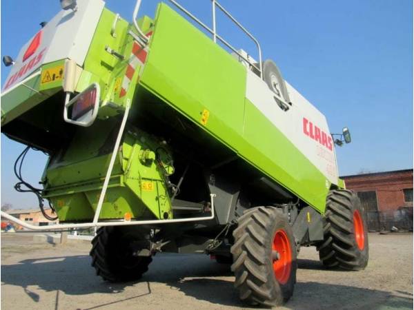 Комбайн Claas Lexion 480 (2001)