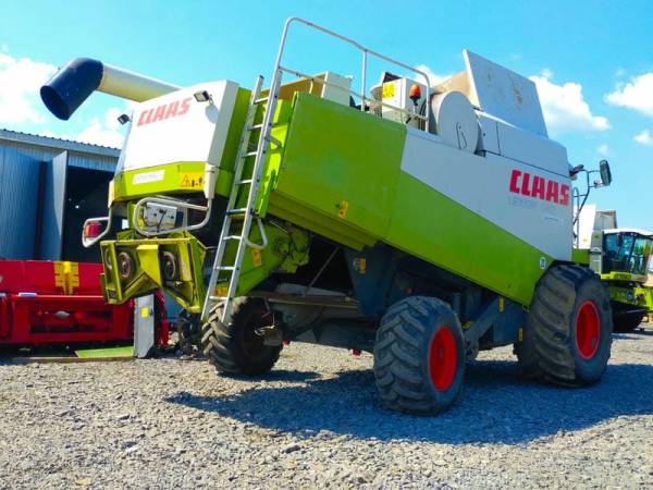Комбайн Claas Lexion 480 (2002)