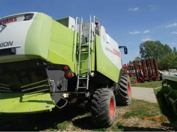 Комбайн Claas Lexion 550 (2005)