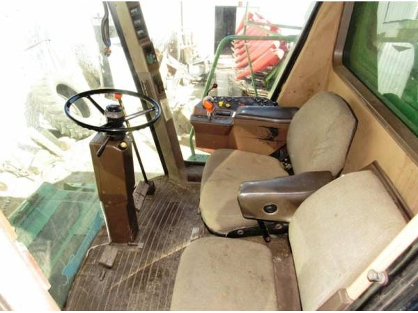 Комбайн John Deere 9600 (1991)