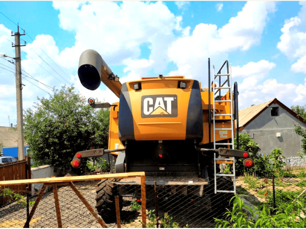 Комбайн CAT Lexion 570R (2005)