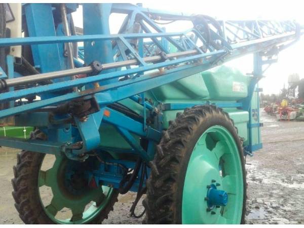 Причіпний обприскувач Berthoud Racer Ex 2500 L (2002)