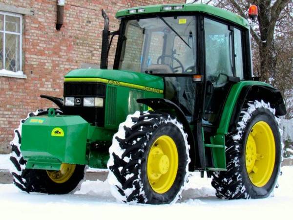 Трактор John Deere 6200 (1997)