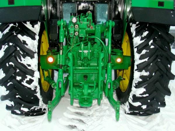 Трактор John Deere 6200 (1997)