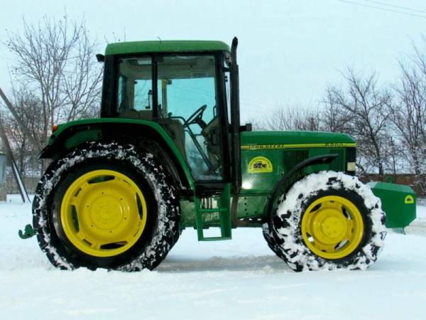 Трактор John Deere 6200 (1997)
