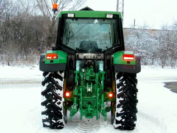 Трактор John Deere 6200 (1997)