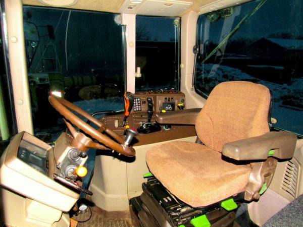 Трактор John Deere 6920 (2006)