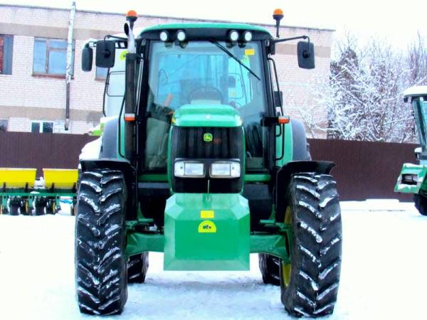 Трактор John Deere 6920 (2006)