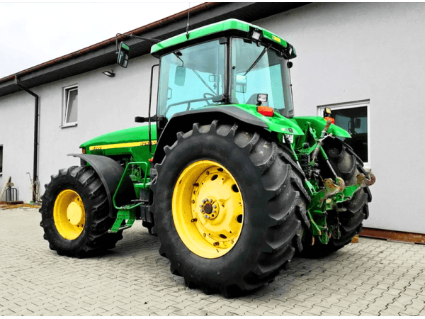Трактор John Deere 8300  (1999)