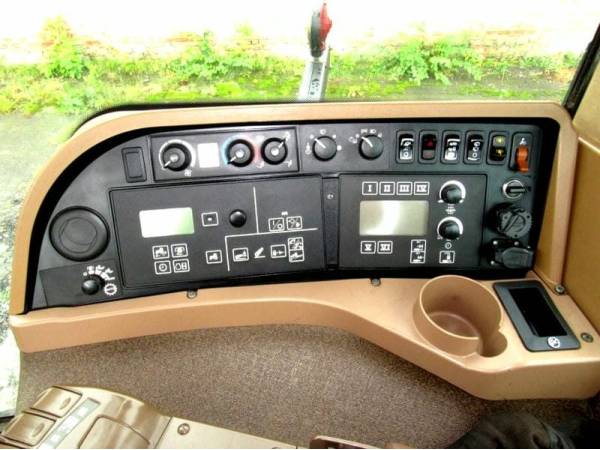 Трактор John Deere 8530 (2008)