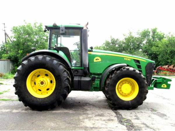 Трактор John Deere 8530 (2008)