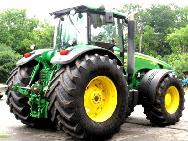 Трактор John Deere 8530 (2008)