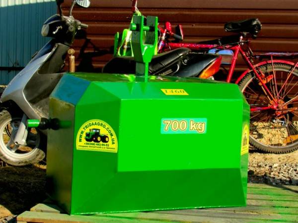 Противагу Tridaagro Dambo 700 (2018)