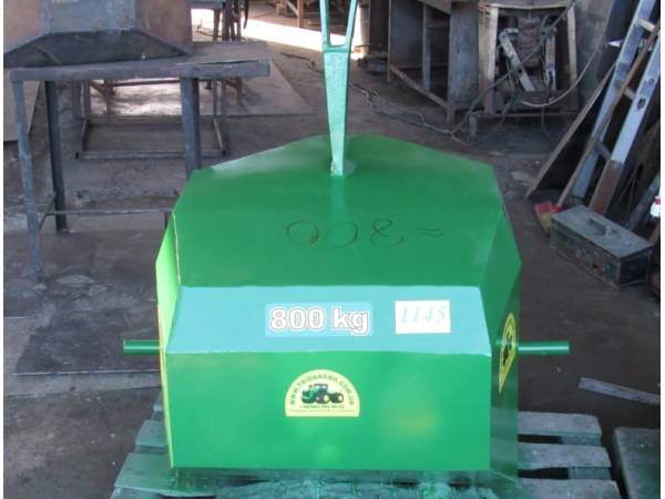 Противагу Tridaagro Dambo 800 (2018)