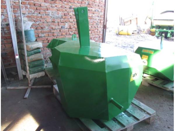 Противагу Tridaagro Dambo 800 (2018)