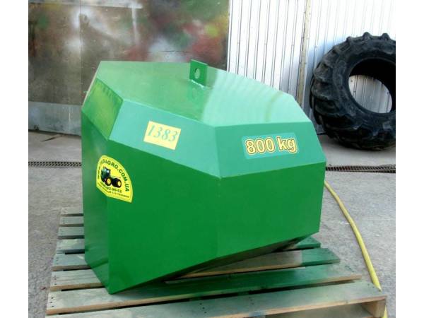 Противагу Tridaagro Dambo 800 (2018)