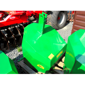 Противагу Tridaagro Dambo 800 (2018)