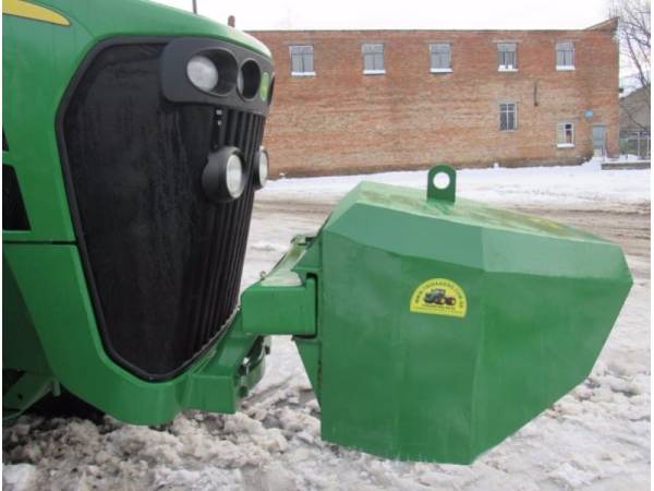 Противагу Tridaagro Dambo 800 (2018)