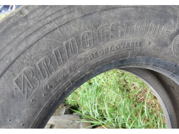 Шина Bridgestone 285/70 R 19.5 