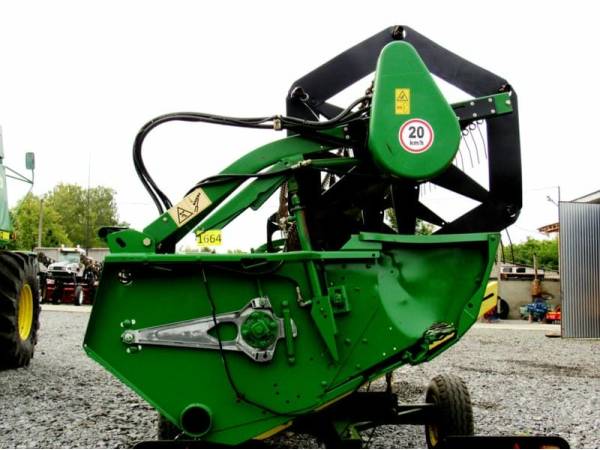 Жатка зернова John Deere 622R (2005)