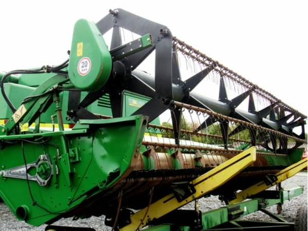 Жатка зернова John Deere 622R (2005)
