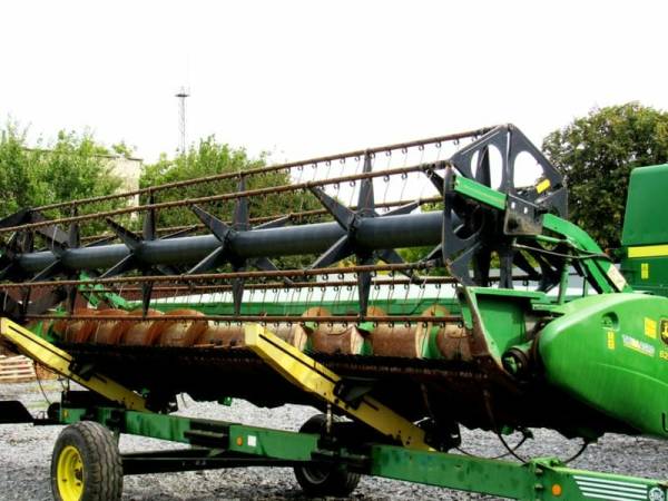 Жатка зернова John Deere 622R (2005)