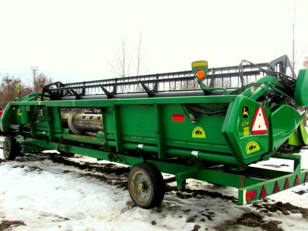 HydraFlex жатка John Deere 625F (2004)