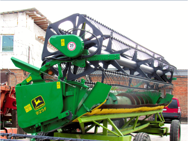 Жатка John Deere 925F (1992)