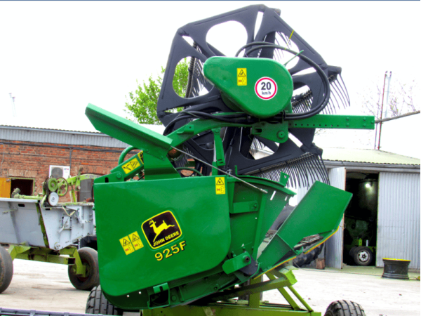 Жатка John Deere 925F (1992)
