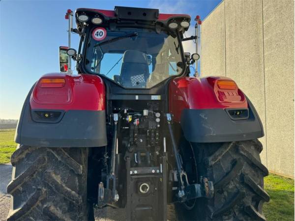 Трактор Case IH OPTUM 300 CVX (2019)