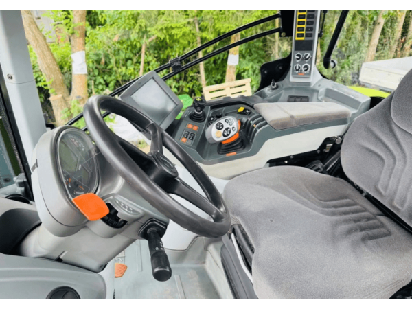 Трактор Claas Axion 940 (2014)