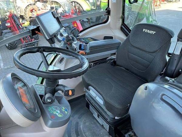 Трактор Fendt 828 VARIO S4 (2019)