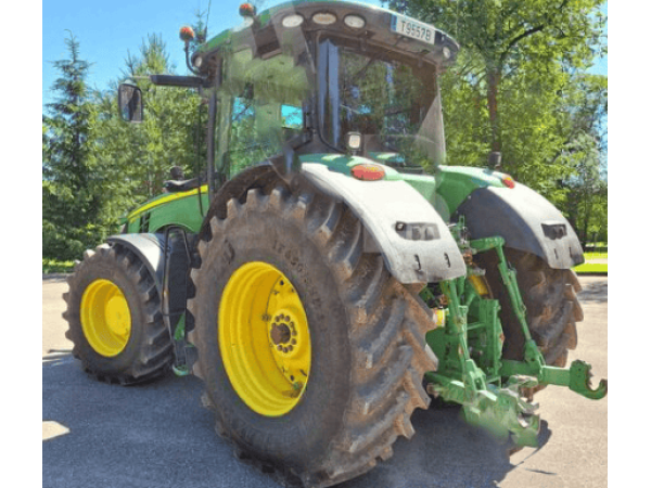Трактор John Deere 8370R (2015)