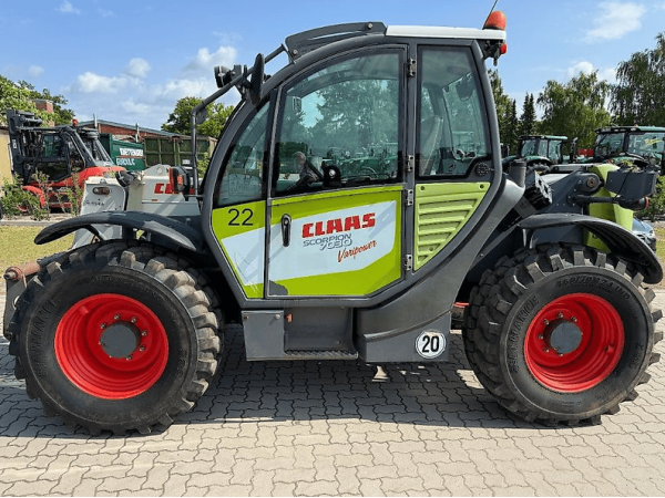 Навантажувач Claas Scorpion 7030 (2009)