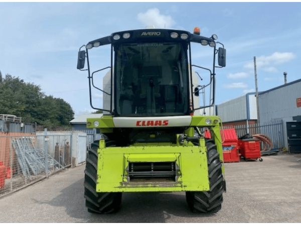 Комбайн Claas Avero 240 (2011)
