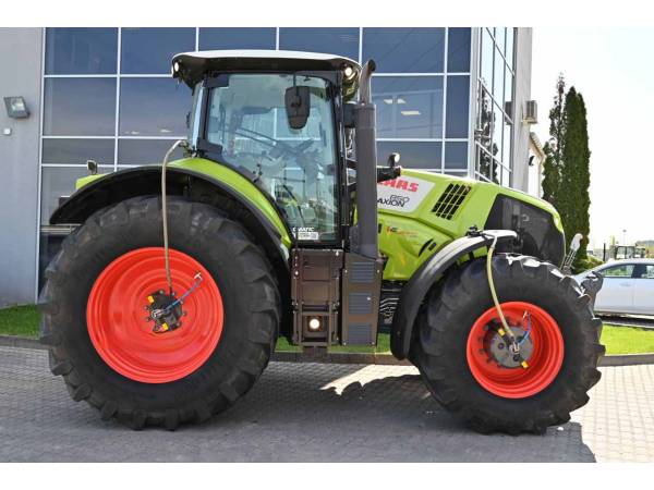 Трактор Claas Axion 850 (2015)