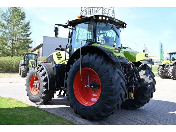 Трактор Claas Axion 850 (2015)