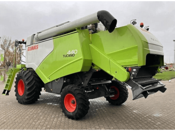 Комбайн Claas Tucano 440 (2015)